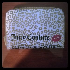 Juicy Couture 5 pc Make-up Set